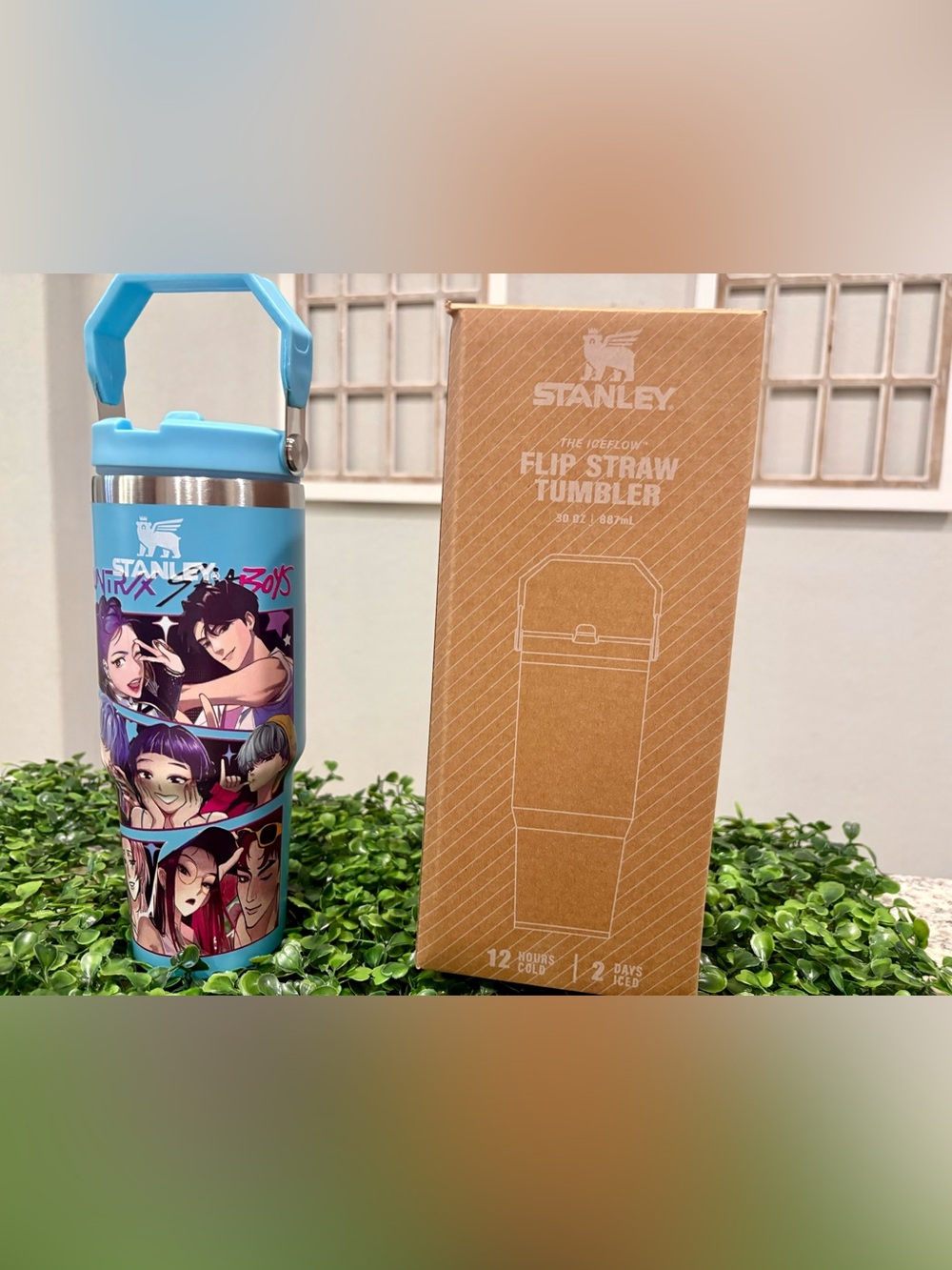 Customized  Stanley w k pop Demond hunter design